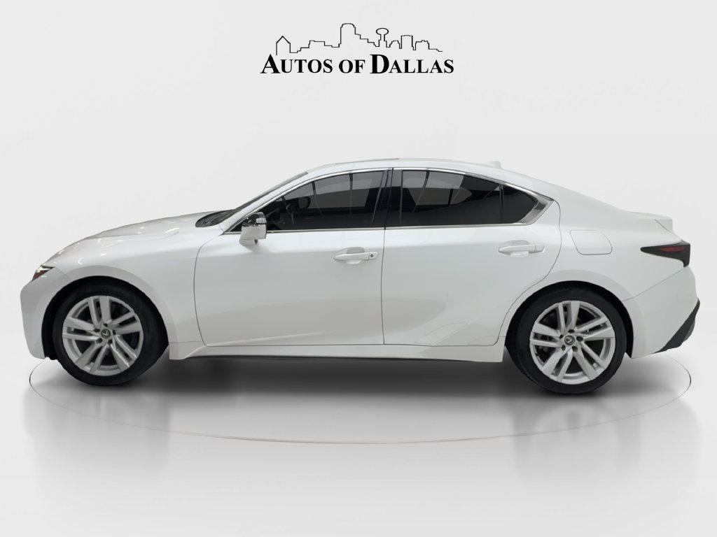 Used 2023 Lexus IS 300 w/ Comfort Package RWD image 6