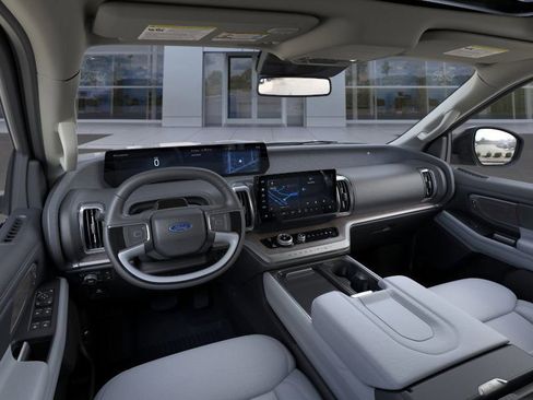 New 2025 Ford Expedition Max Platinum w/ Platinum Ultimate Package image 9