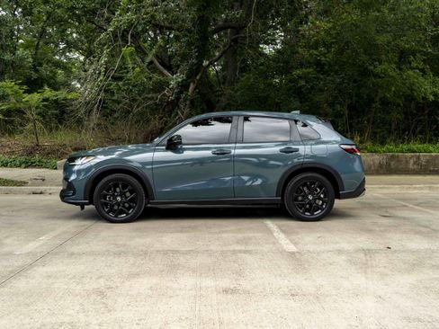 Certified 2024 Honda HR-V Sport image 6