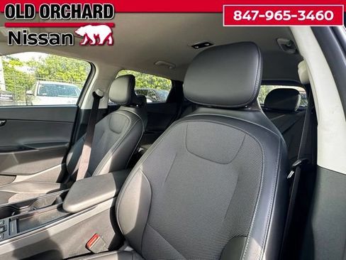 Used 2025 Kia EV6 Light AWD/4WD image 12