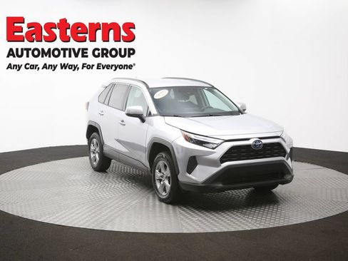 Used 2024 Toyota RAV4 XLE AWD/4WD image 48