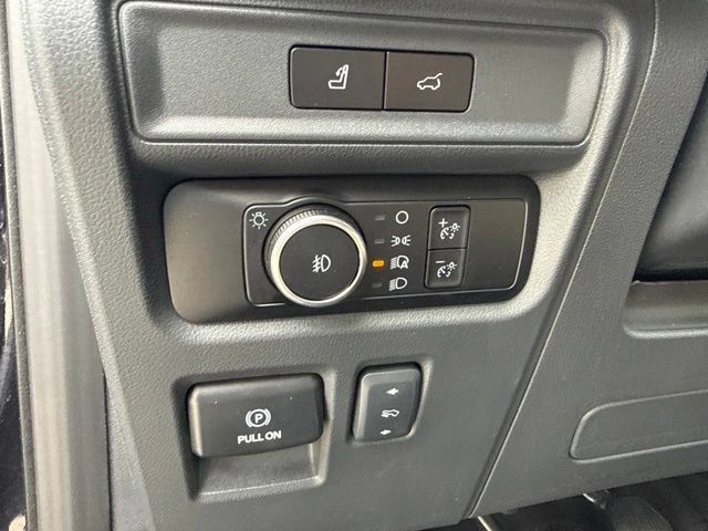 Used 2024 Ford Expedition Limited AWD/4WD image 27