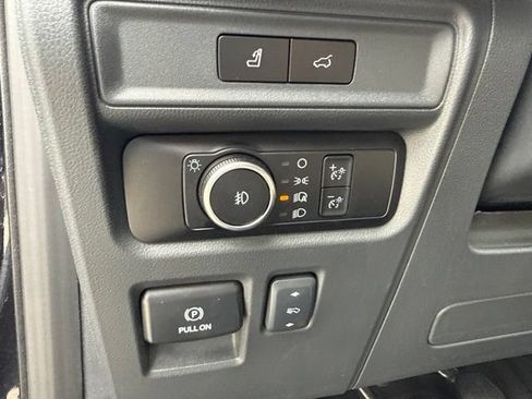 Used 2024 Ford Expedition Limited AWD/4WD image 27