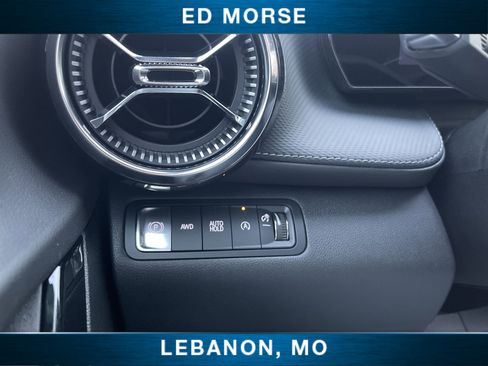 Certified 2025 Chevrolet Equinox LT w/ Convenience Package II AWD/4WD image 17