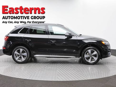 Used 2023 Audi Q5 Prestige w/ Prestige Package AWD/4WD image 4