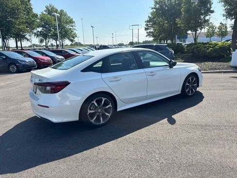 Used 2025 Honda Civic Sport Touring image 11