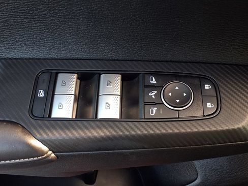 Used 2023 Mitsubishi Outlander SEL FWD image 13