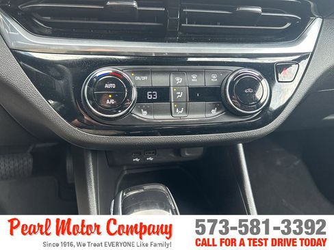 Certified 2024 Buick Envista Sport Touring w/ Convenience I Package FWD image 17