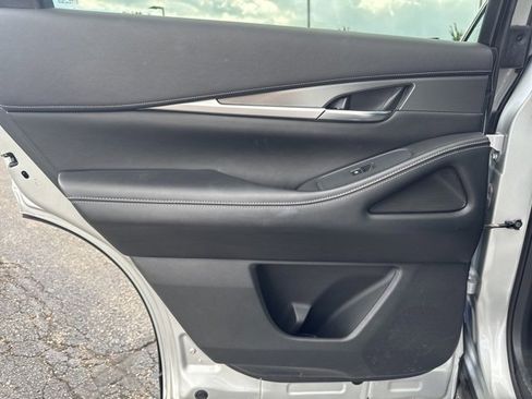 Used 2023 INFINITI QX60 Luxe image 16