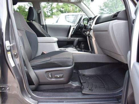 Used 2011 Toyota 4Runner SR5 AWD/4WD image 14