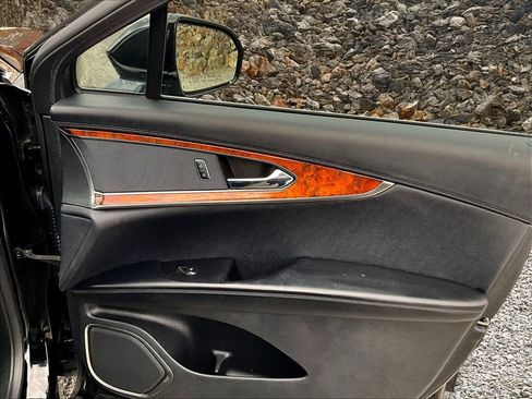 Used 2018 Lincoln MKX Reserve w/ Driver Assistance Package image 22