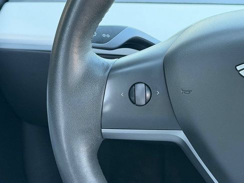 Used 2022 Tesla Model Y Performance AWD/4WD image 44