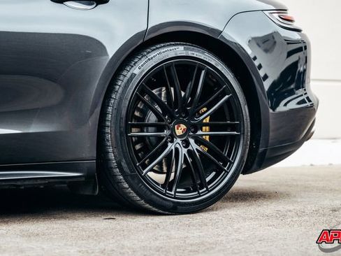 Used 2018 Porsche Panamera 4S image 63