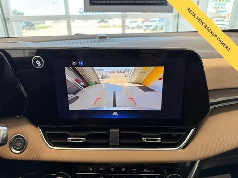 New 2026 Chevrolet Equinox ACTIV AWD/4WD image 6