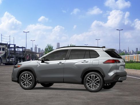 New 2026 Toyota Corolla Cross XLE image 4