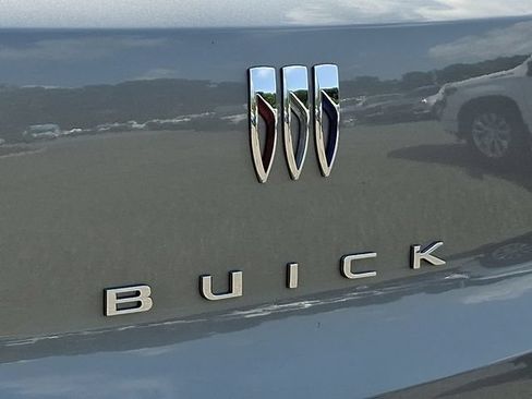 Used 2026 Buick Encore GX Avenir w/ Avenir Technology Package AWD/4WD image 33