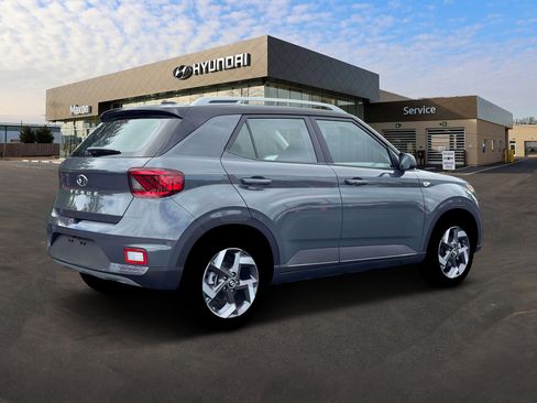 New 2026 Hyundai Venue SEL image 8