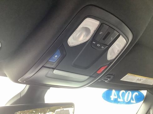 Used 2024 RAM 2500 Big Horn w/ Bed Utility Group image 19