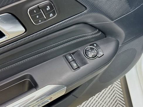 Used 2024 Ford Mustang GT Premium image 18