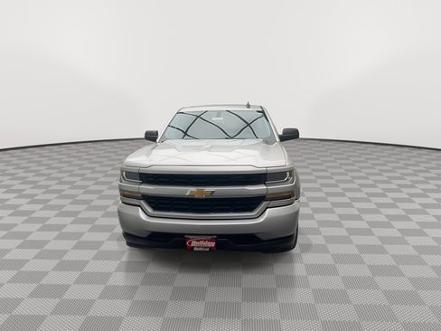 Used 2018 Chevrolet Silverado 1500 Custom w/ Custom Value Package image 29