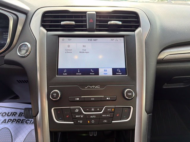 Used 2020 Ford Fusion SE AWD/4WD image 20