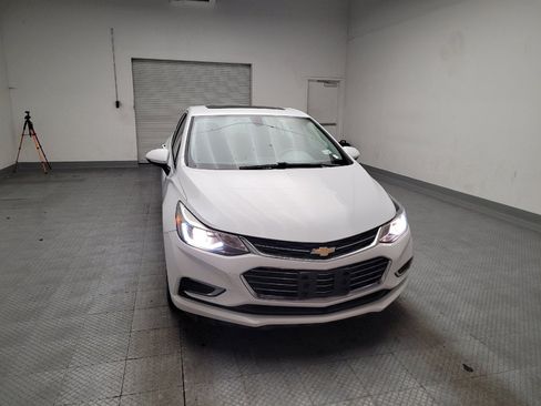 Used 2016 Chevrolet Cruze Premier FWD image 14