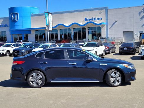 Used 2018 Kia Optima EX image 4