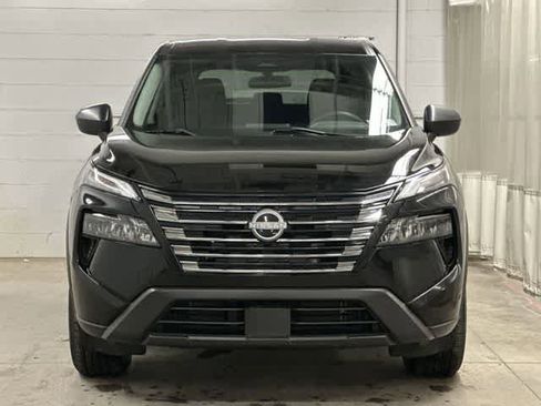 Used 2024 Nissan Rogue S AWD/4WD image 27