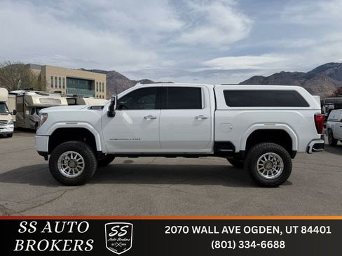 Used 2022 GMC Sierra 2500 Denali w/ Denali Ultimate Package image 1