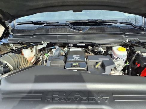 Used 2024 RAM 2500 Laramie image 11