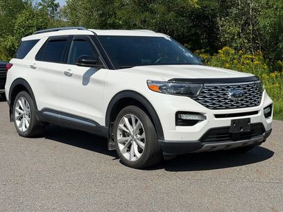 Used 2024 Ford Explorer Platinum w/ Technology Package
