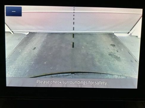 Used 2022 Ford Explorer XLT w/ Equipment Group 202A image 17