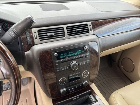 Used 2014 GMC Sierra 2500 Denali image 5