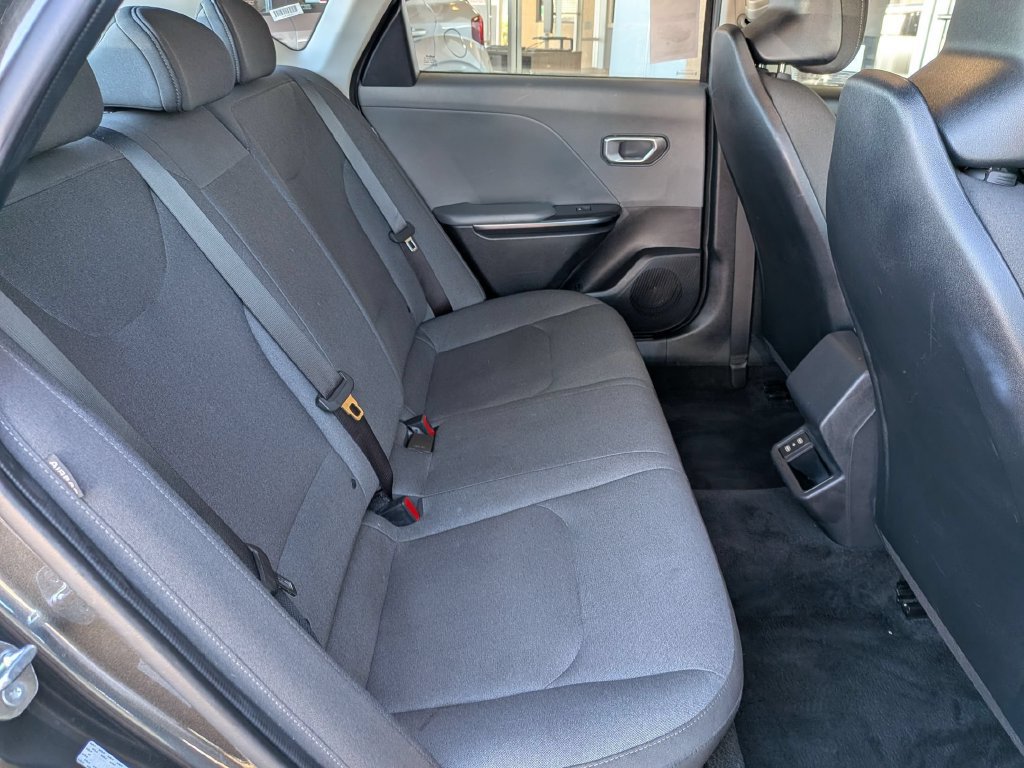 Used 2025 Kia K4 FWD image 29