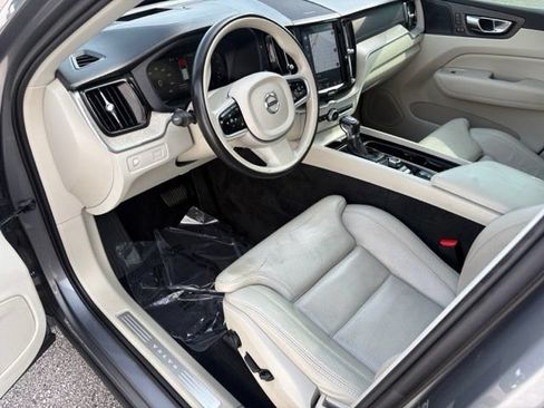Used 2019 Volvo XC60 T5 Inscription w/ Protection Package AWD/4WD image 34