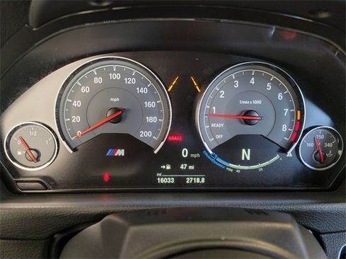 Used 2020 BMW M4 Convertible w/ Competition Package image 31