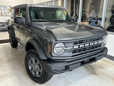 New 2025 Ford Bronco Big Bend image 2