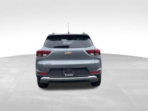 Used 2023 Chevrolet TrailBlazer LT w/ Convenience Package AWD/4WD image 4