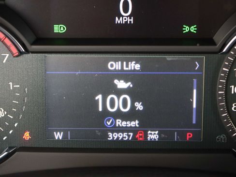 Used 2022 Cadillac XT4 Sport image 16