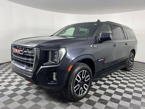 Used 2024 GMC Yukon XL AT4 w/ Technology Package AWD/4WD image 6