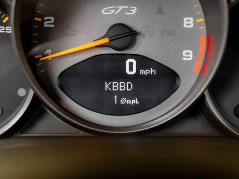 Used 2010 Porsche 911 GT3 RWD image 34