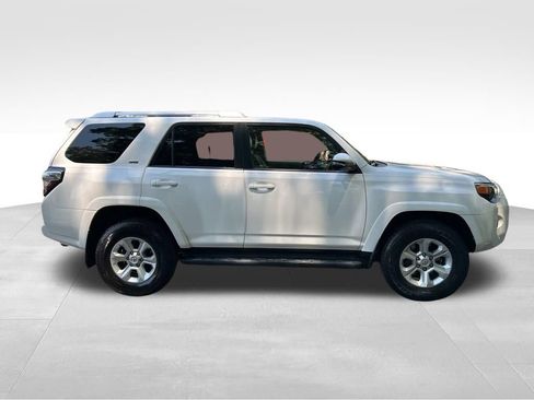 Used 2018 Toyota 4Runner SR5 Premium w/ Wilderness Package AWD/4WD image 7
