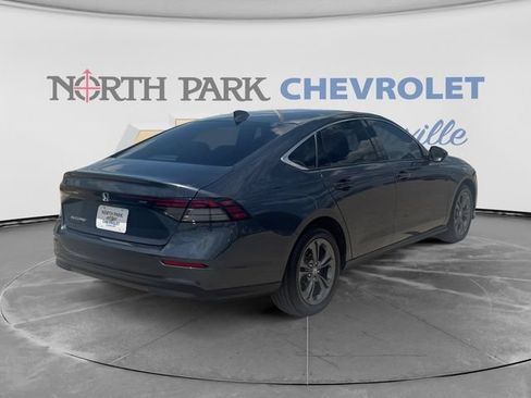 Used 2024 Honda Accord EX image 5