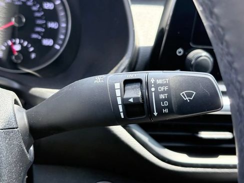 Used 2022 Kia Forte GT-Line w/ GT-Line Premium Package FWD image 16
