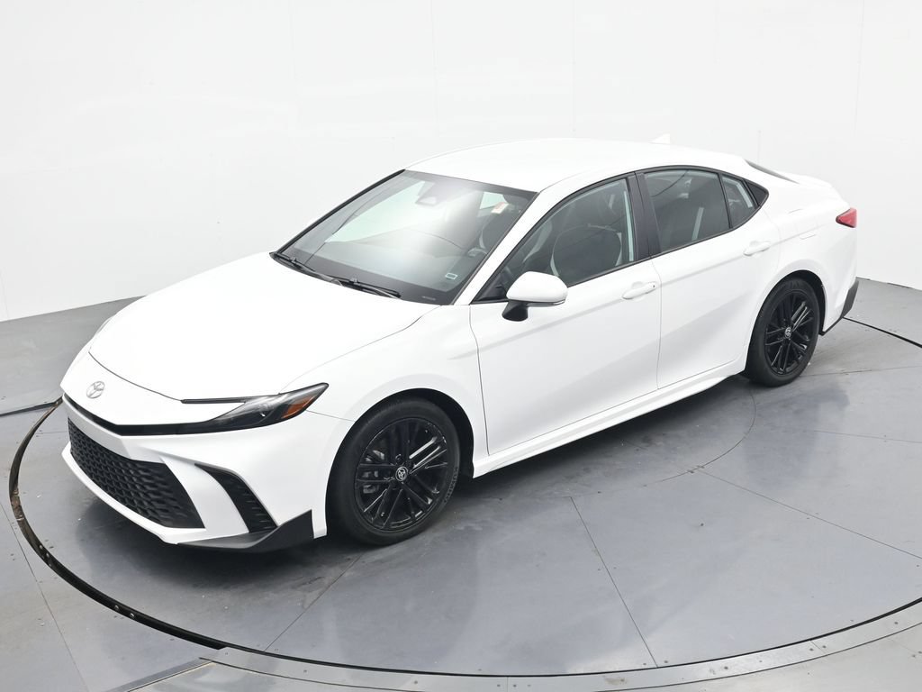 Used 2025 Toyota Camry SE FWD image 19