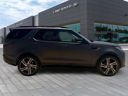New 2026 Land Rover Discovery Limited Edition AWD/4WD image 6