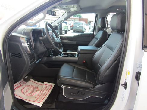 Used 2024 Ford F350 Lariat w/ Chrome Package AWD/4WD image 26