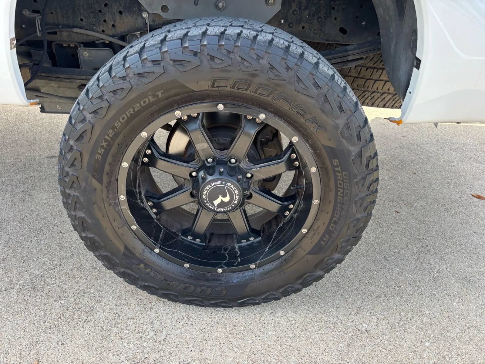 Used 2016 Ford F250 Lariat w/ Lariat Ultimate Package AWD/4WD image 9