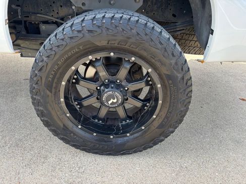 Used 2016 Ford F250 Lariat w/ Lariat Ultimate Package AWD/4WD image 9