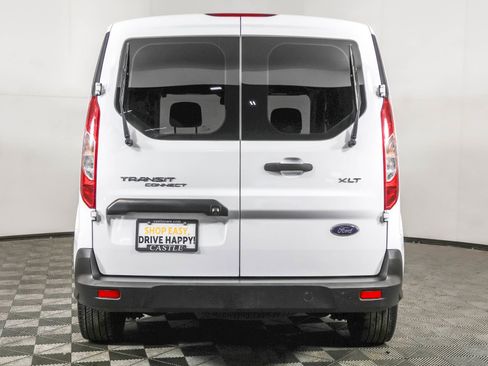 Used 2022 Ford Transit Connect XLT image 16